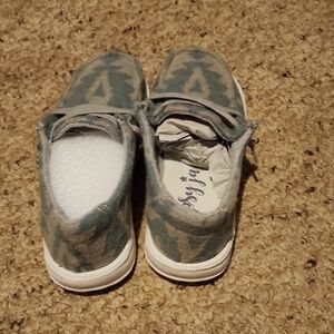 Patterned Slip-On Shoes